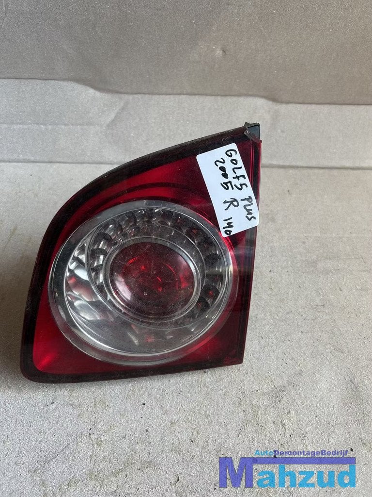 VW GOLF PLUS Rechts binnen achterlicht right inside backligh, Gebruikt, Volkswagen, Volkswagen AG, Berliner Ring 2
38440  Wolfsburg, DE