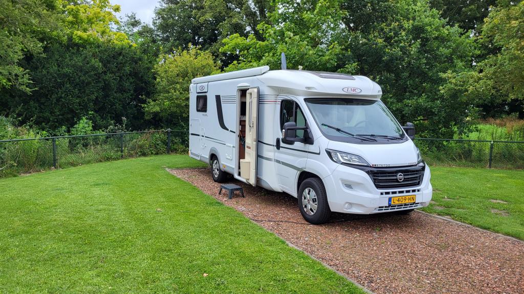 LMC Cruiser Passion 673 G Ducato 35 2.3 MJT 130pk, Ringverwarming, Fiat, 7 tot 8 meter, Afzuigkap