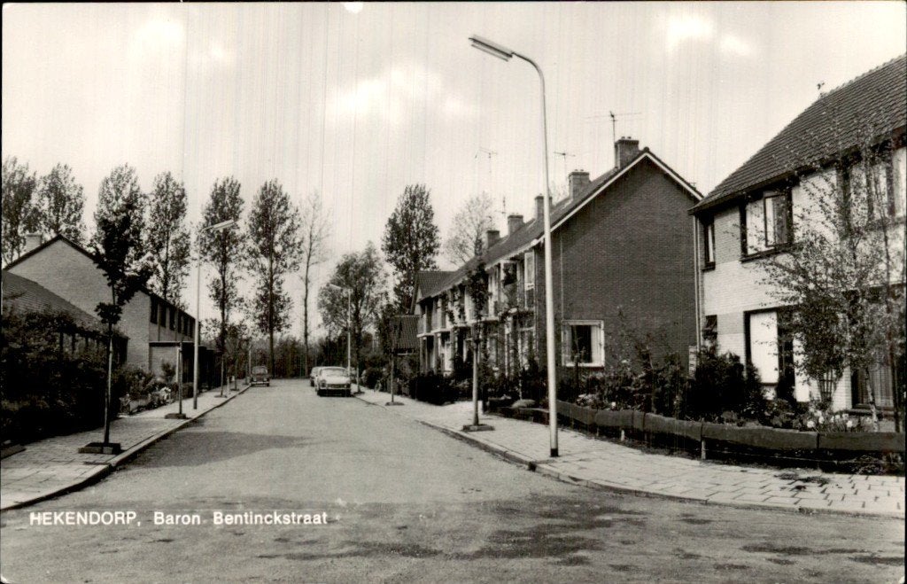 Hekendorp - Baron Bentinckstraat - straatzicht, Ophalen of Verzenden, 1960 tot 1980, Ongelopen, Noord-Brabant