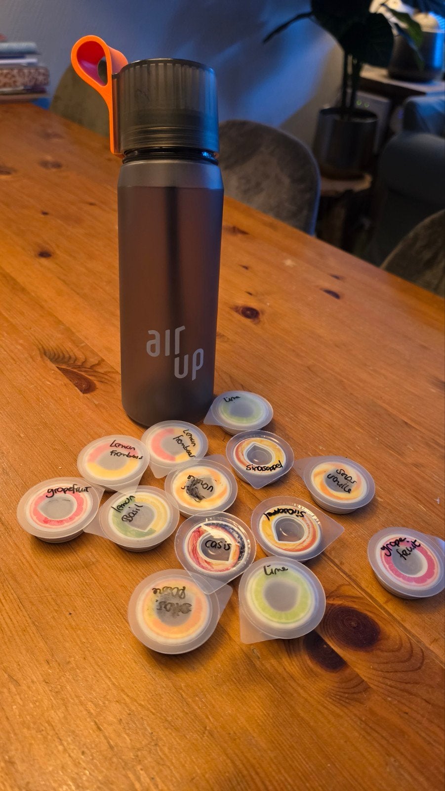 Air Up fles met diverse smaakpods, Ophalen of Verzenden, Zo goed als nieuw