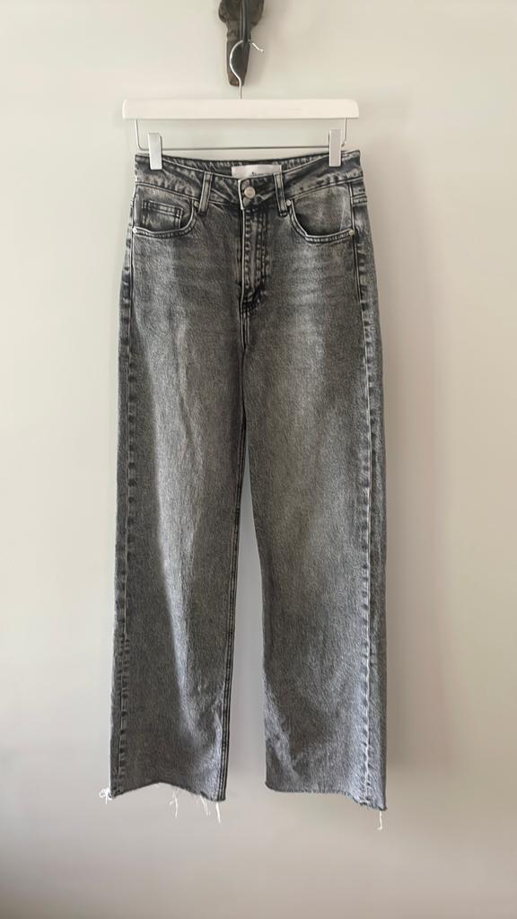 Zgan jeans van Queen Hearts Paris, Ophalen of Verzenden, Zo goed als nieuw, Grijs, W27 (confectie 34) of kleiner