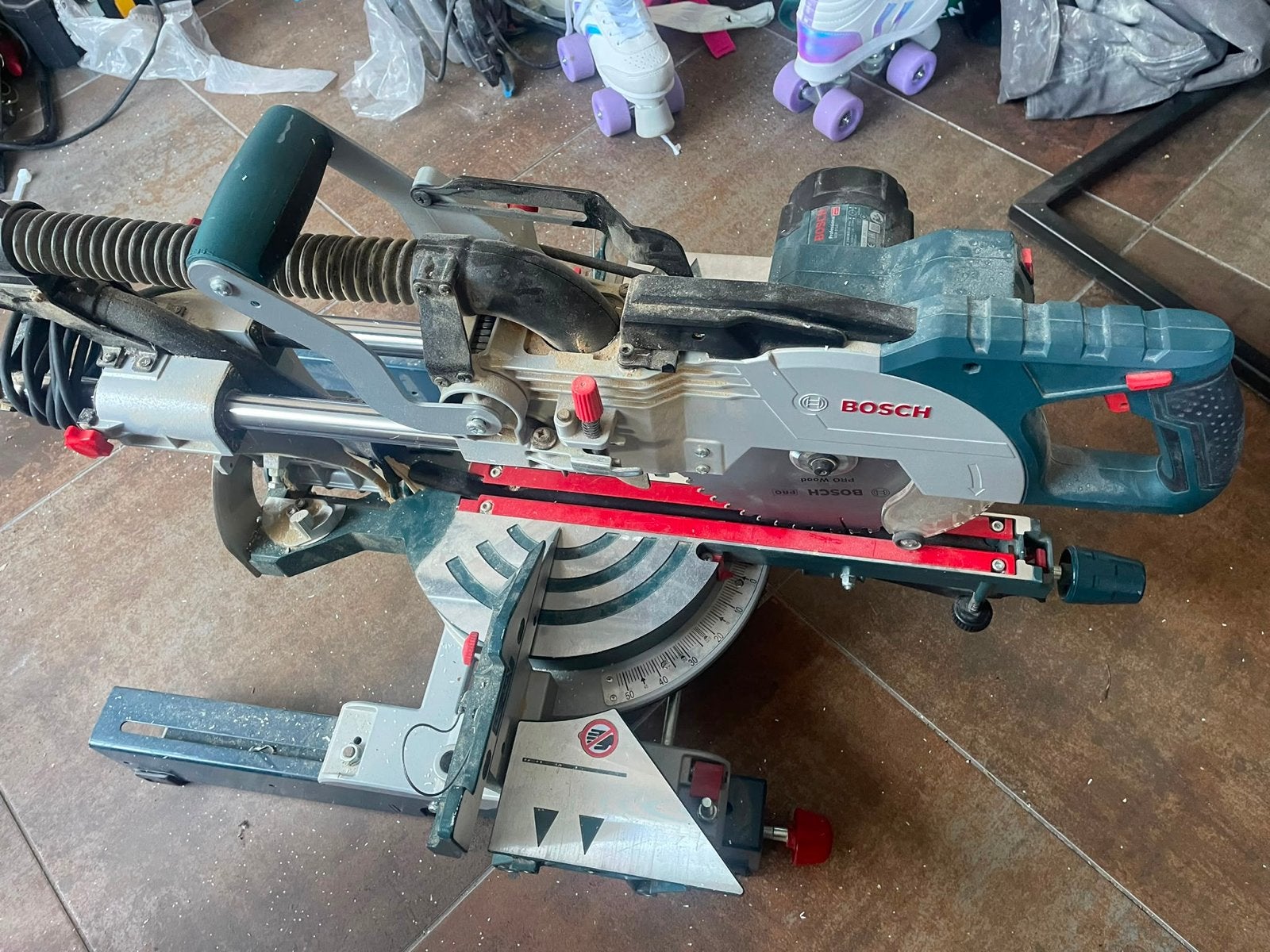 Bosch GCM 8 SJL Afkortzaag met onderstel GTA 2600, Ophalen, Gebruikt, 70 mm of meer, Afkortzaag