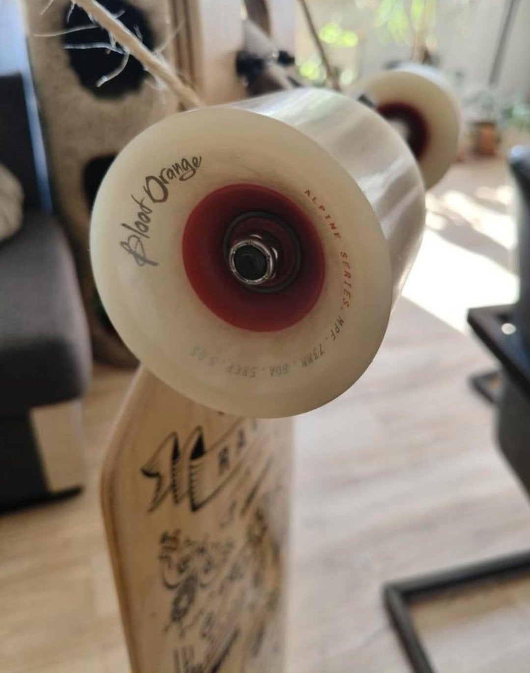longboard met extra brede Paris trucks, Ophalen, Zo goed als nieuw, Longboard