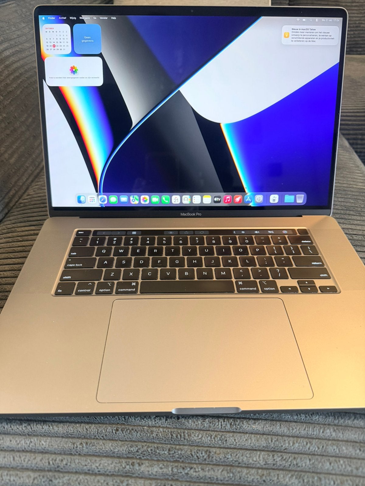 MacBook pro 16 inch  2019. I9. 8 core. 16 GB. 1TB, Computers en Software, 1 TB of meer, Qwerty, Zo goed als nieuw, 16 inch