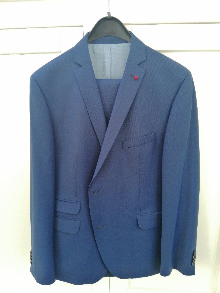 c en a lichtblauw kostuum (jasje met broek) maat 27 slimfit, Kleding | Heren, Kostuums en Colberts, Maat 52/54 (L), Blauw, Zo goed als nieuw