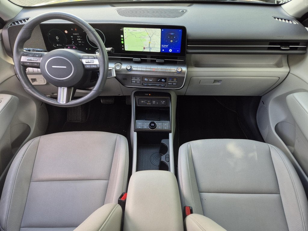Hyundai Kona 1.6 GDI HEV Premium Sky / Glazen schuif- en kan, Auto's, Gebruikt, Euro 6, 2 kWh, 1110 kg