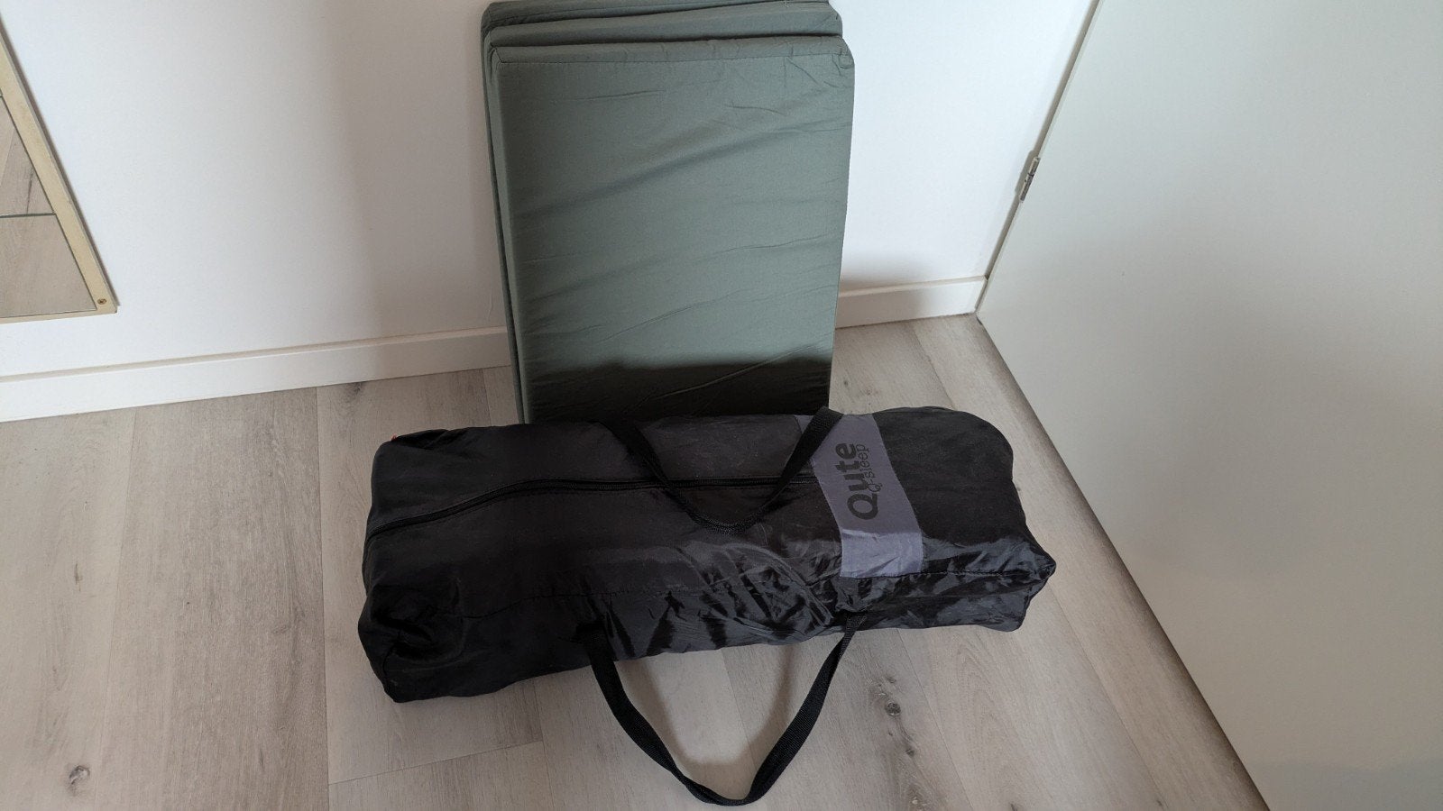 Qute, q-sleep reisbedje, Ophalen, Gebruikt, Reisbedje