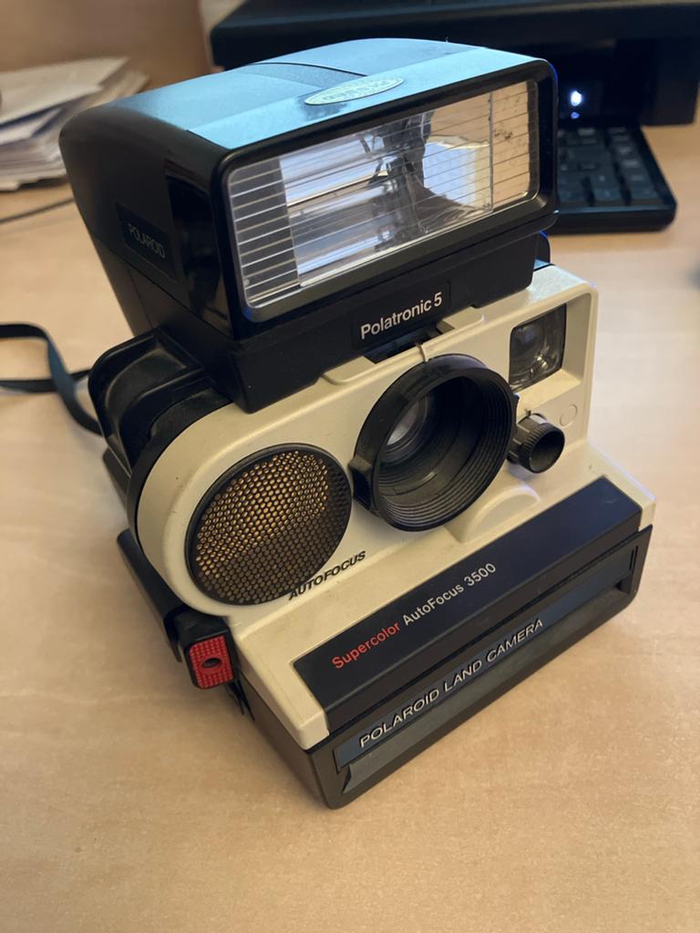 Polaroid Supercolor AutoFocus 3500 Land Camera met flitser, Ophalen of Verzenden, Gebruikt, Polaroid