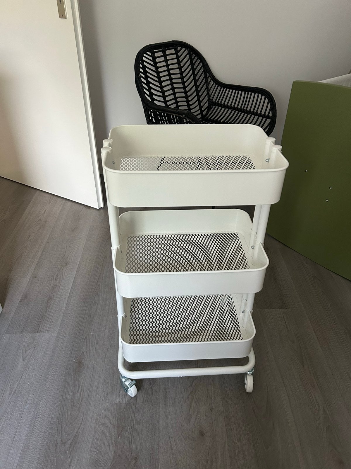 IKEA RÅSKOG roltafel met accessoires, Ophalen, Zo goed als nieuw