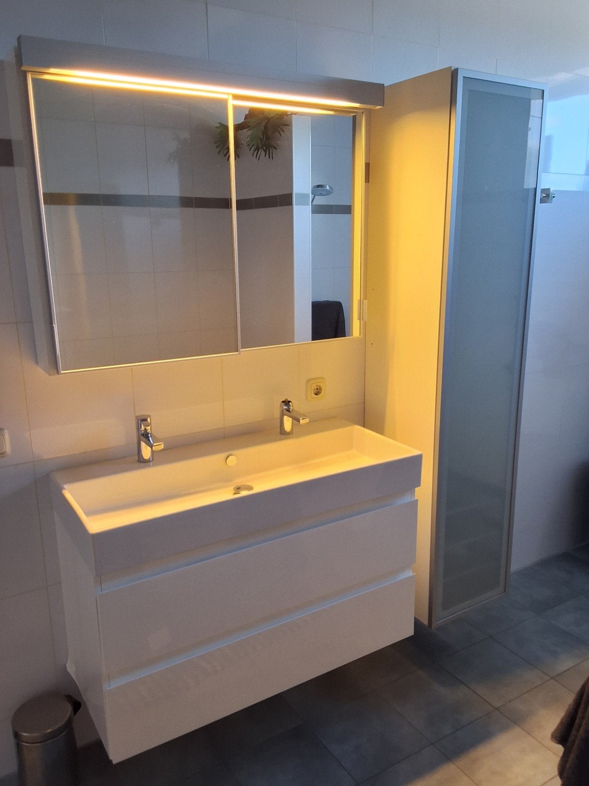 Super mooie spiegelkast, wasbak,onderkast en hoge kast, Ophalen, Gebruikt, 50 tot 100 cm, Minder dan 100 cm