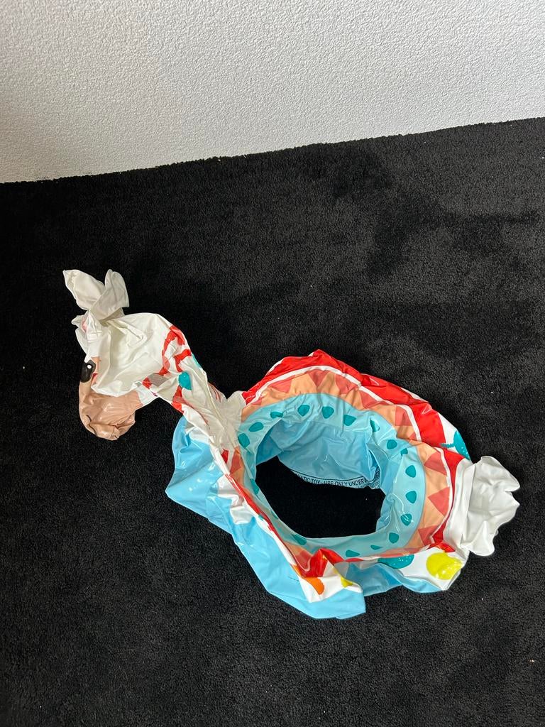 Opblaasbare zwemband in de vorm van een lama, Ophalen of Verzenden, Zo goed als nieuw