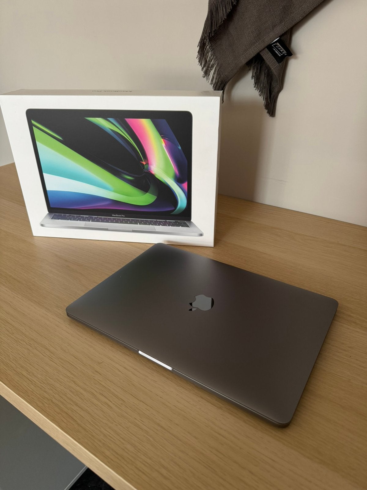 Apple Macbook Pro M2 2022 13 inch, Gebruikt, 256 GB, Qwerty, 8 GB
