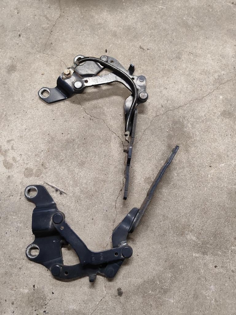 Motorkap scharnieren hinges drager BMW E90 E91, Ophalen of Verzenden, BMW