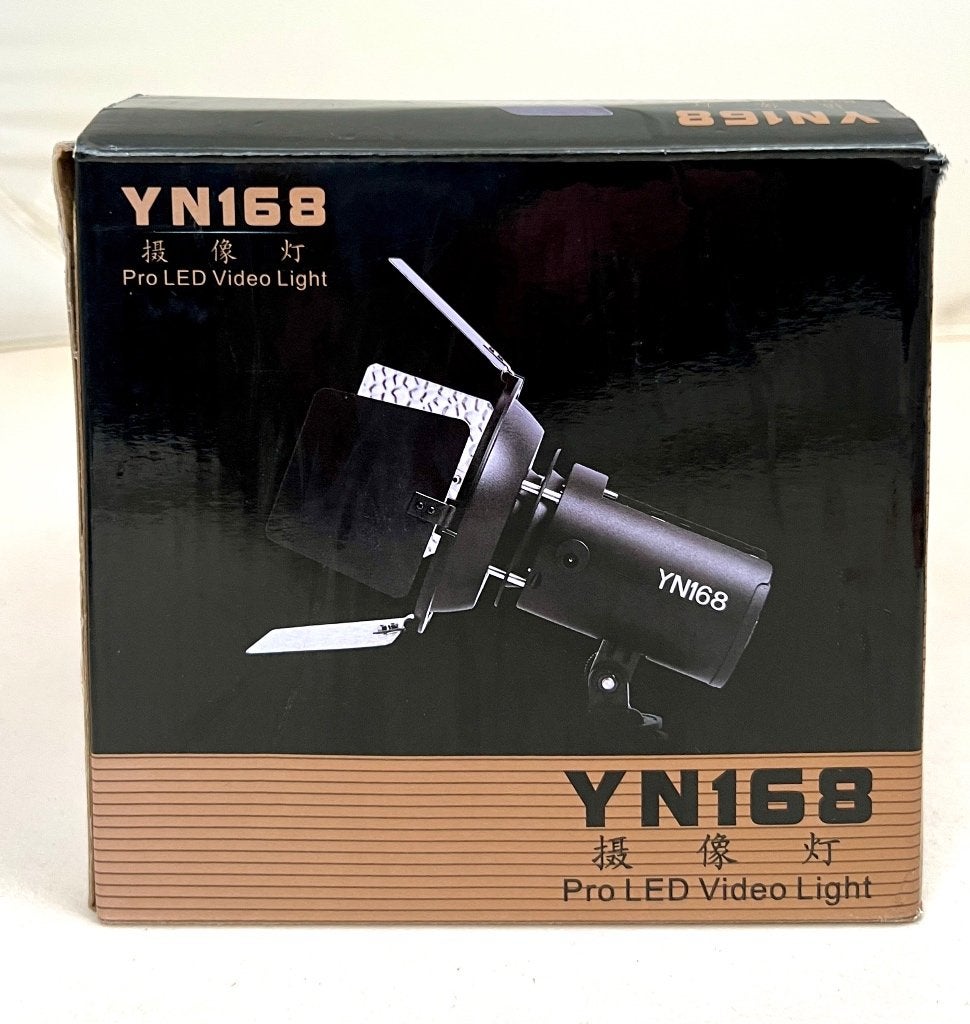YONGNUO YN-168 pro LED LIGHT  2 accu’s EXTRA adapter, Audio, Tv en Foto, Fotografie | Fotostudio en Toebehoren, Lamp of Flitsset