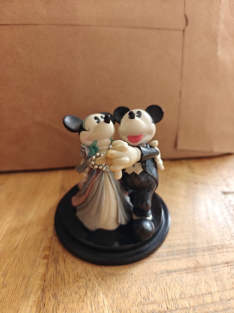 Disney Mickey & Minnie Mouse Beeldjes - Kerst & Bruiloft, Ophalen of Verzenden, Mickey Mouse, Gebruikt, Beeldje of Figuurtje