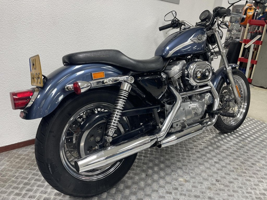 Harley Davidson XLH 883 SPORTSTER 100 TH. ANNIVERSARY BOVAGG, Laan van Vredenoord 33
2289 DA  Rijswijk, NL, H-DCUSTOMERSERVICE@Harley-Davidson.com