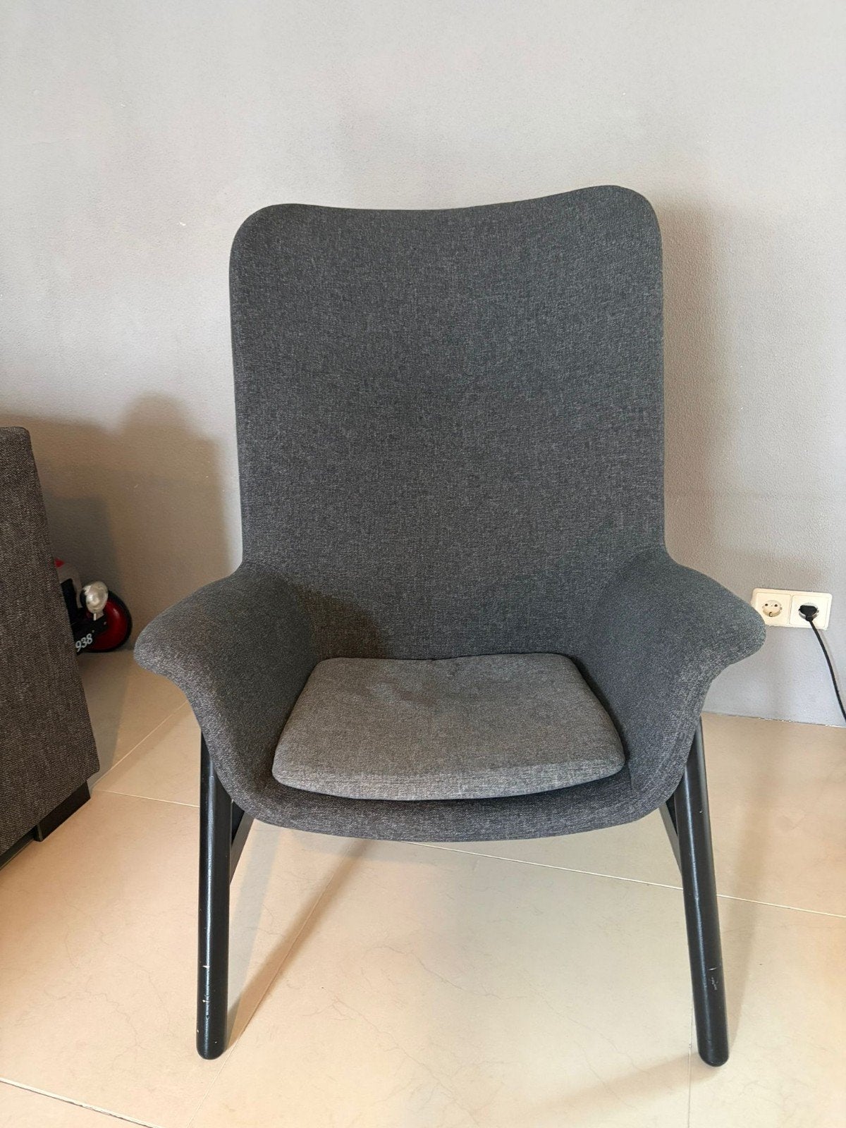 Fijne Fauteuil VEDBO (Ikea) - Moet weg!, Huis en Inrichting, Ophalen, Zo goed als nieuw, 75 tot 100 cm