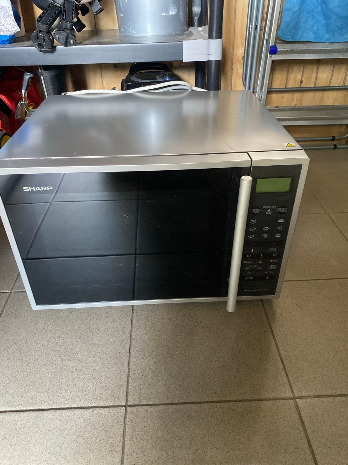 Sharp Combimagnetron  R 860-  nog geen jaar oud, Witgoed en Apparatuur, Magnetrons, Ophalen, Combimagnetron, Gebruikt, Grill