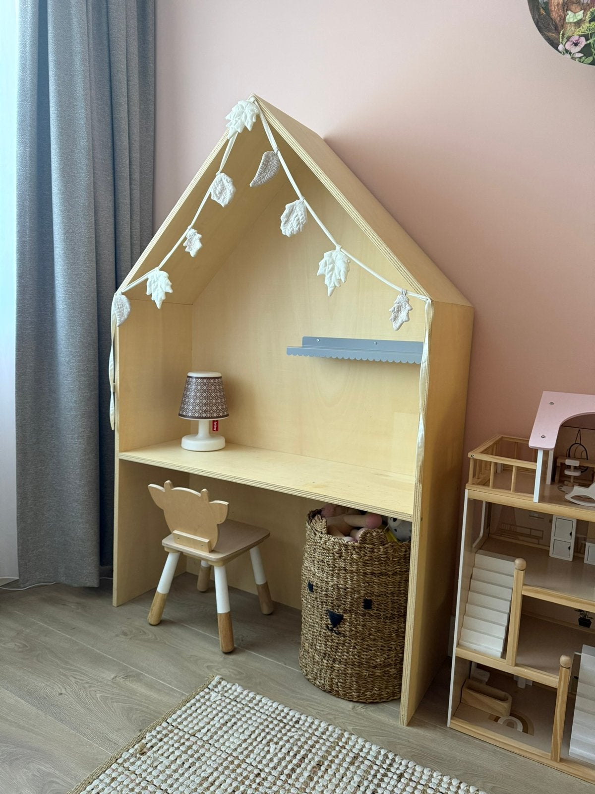 Kinderbureau huisje, Ophalen, Zo goed als nieuw
