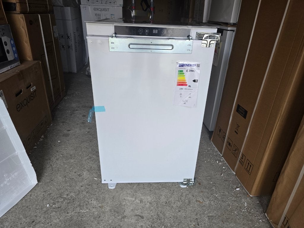 Nieuwe 88 cm inbouw koelkast deur op deur systeem + vriesvak, 85 tot 120 cm, 100 tot 150 liter, Nieuw, Ophalen of Verzenden