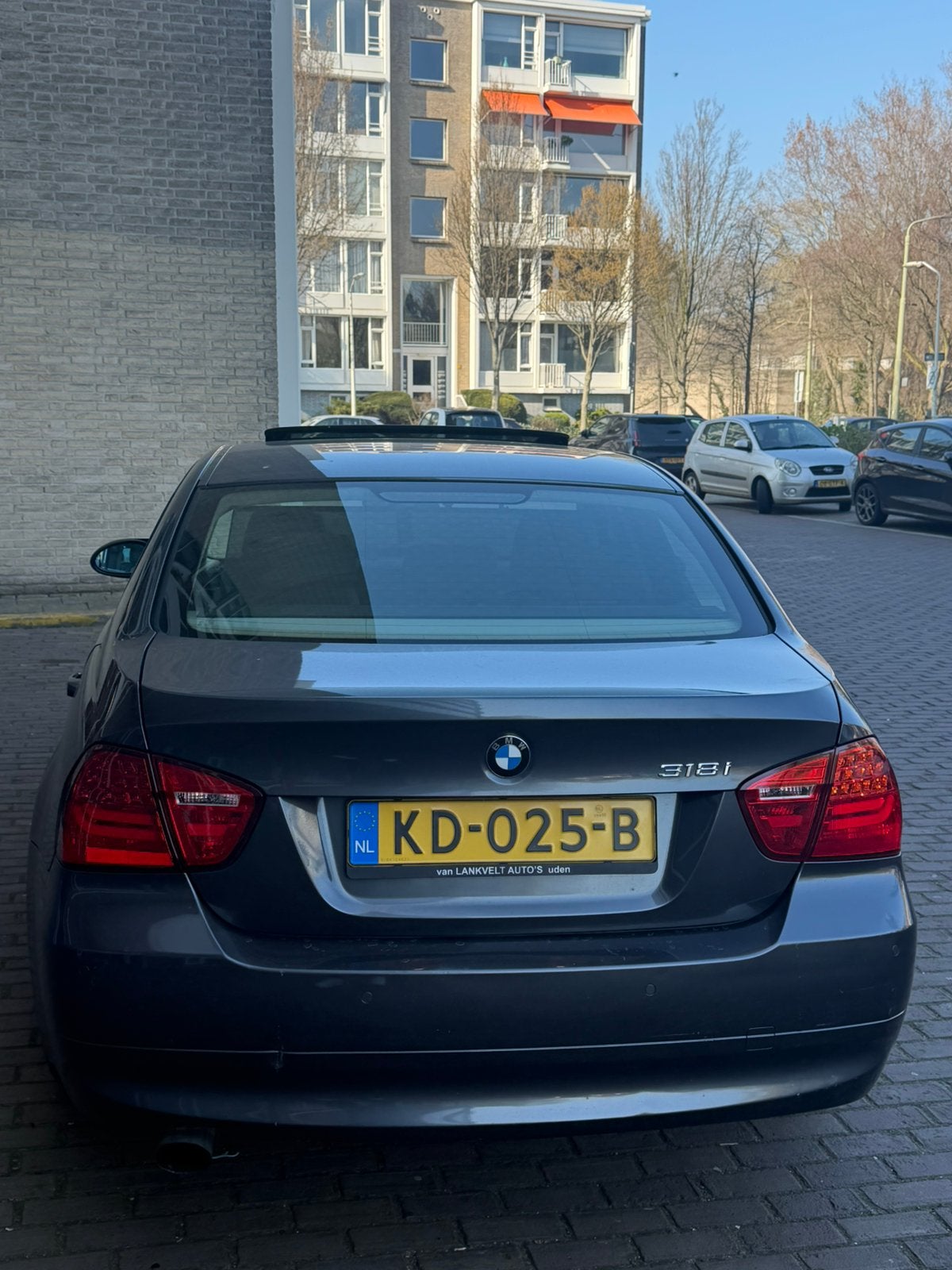 BMW 3-Serie 2.0 I 318 AUT 2006 Grijs, Auto's, BMW, Achterwielaandrijving, 1995 cc, 4 cilinders, 129 pk