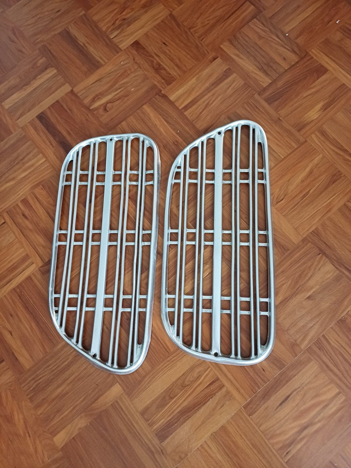 2x Grille Volvo Amazon (Rechts en Links), Gebruikt, Voor, Ophalen of Verzenden, Volvo
