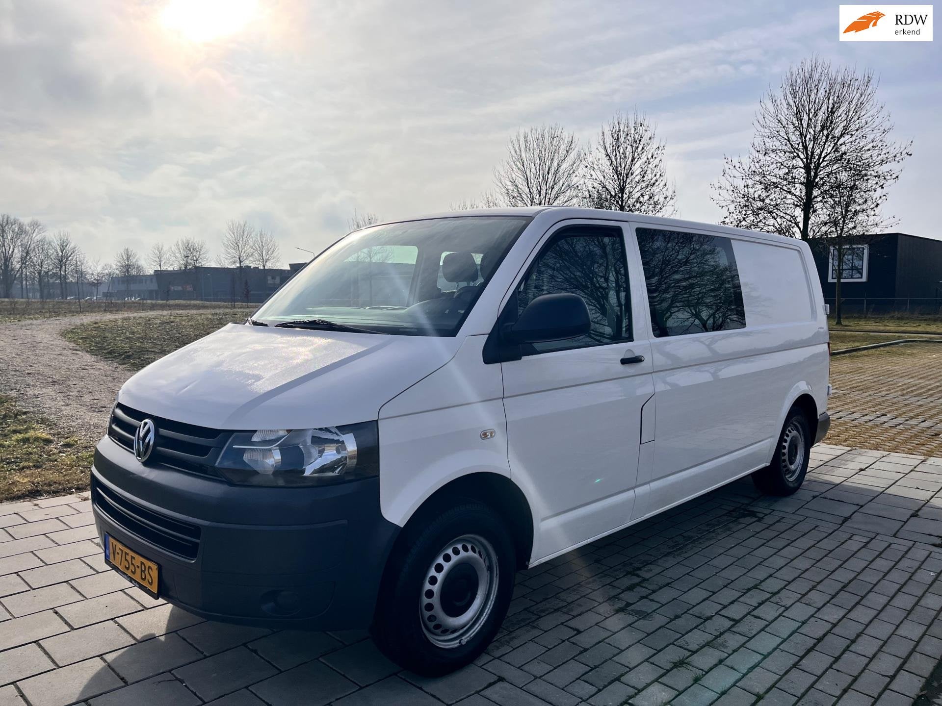 Volkswagen Transporter 2.0 TDI L2H1 Baseline DC Budgetline, Auto's, Voorwielaandrijving, Euro 5, Stof, Gebruikt