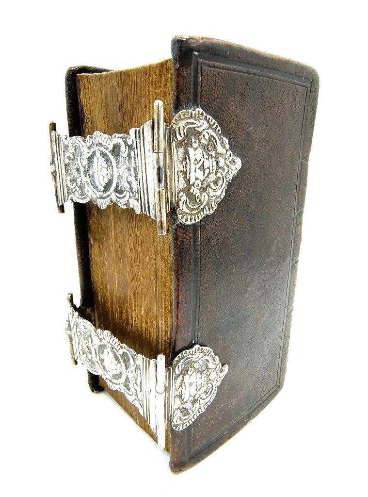 Bijbel met zilveren sloten, C. Wendels / Middelburg, 1791
