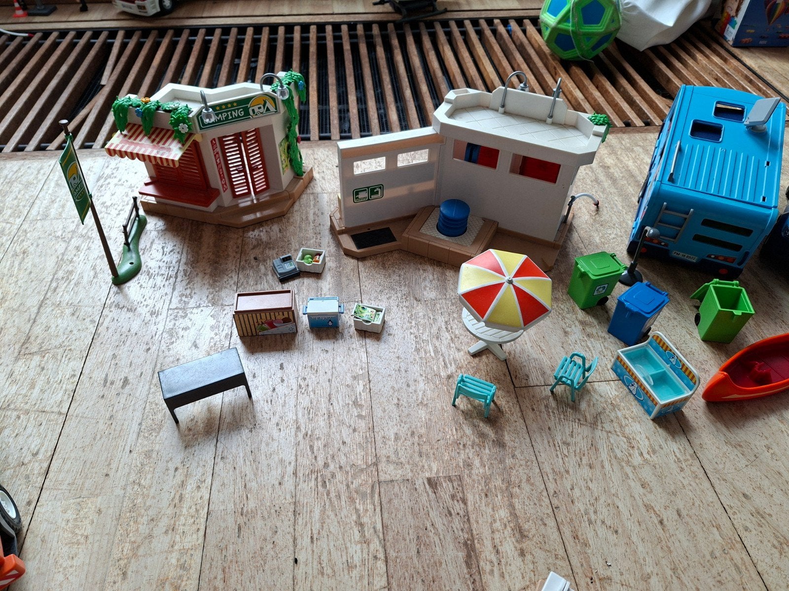 Playmobil Camping Set en Vuilniswagen, Ophalen, Gebruikt, Complete set