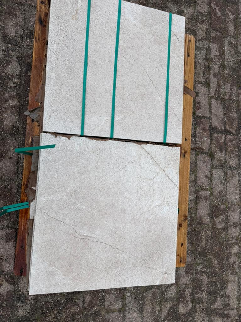 8 st. Keramiek tegels 60x60x3 nieuw taupe / grijs, Tuin en Terras, Tegels en Klinkers, Ophalen, Keramiek, Nieuw, Minder dan 5 m²