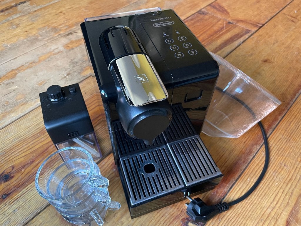 Nespresso DeLonghi | Set | Nespresso kopjes | Capsulehouder, Ophalen, Koffiemachine, Zo goed als nieuw, 1 kopje