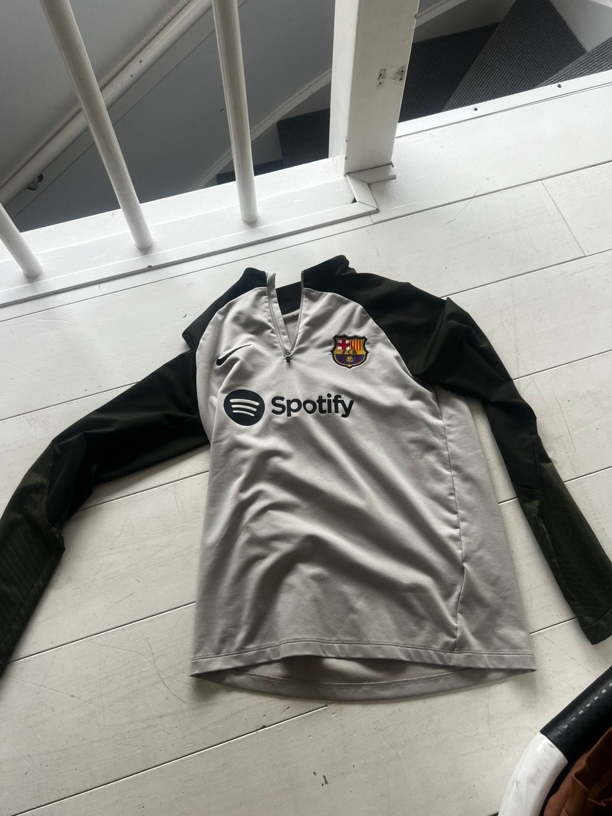 Fc Barcelona trainings jack 158/170, Ophalen of Verzenden, Zo goed als nieuw, Overige maten, Blauw