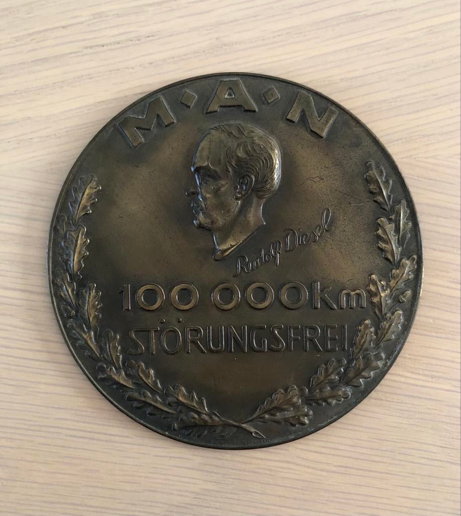 MAN Rudolf Diesel 100.000km Störungsfrei Plaquette / embleem, Ophalen of Verzenden, Gebruikt