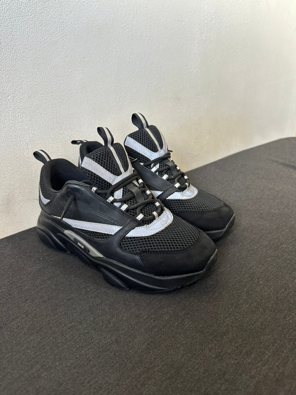 Dior b22 Black Silver topstaat!!, Ophalen of Verzenden, Gedragen, Zwart