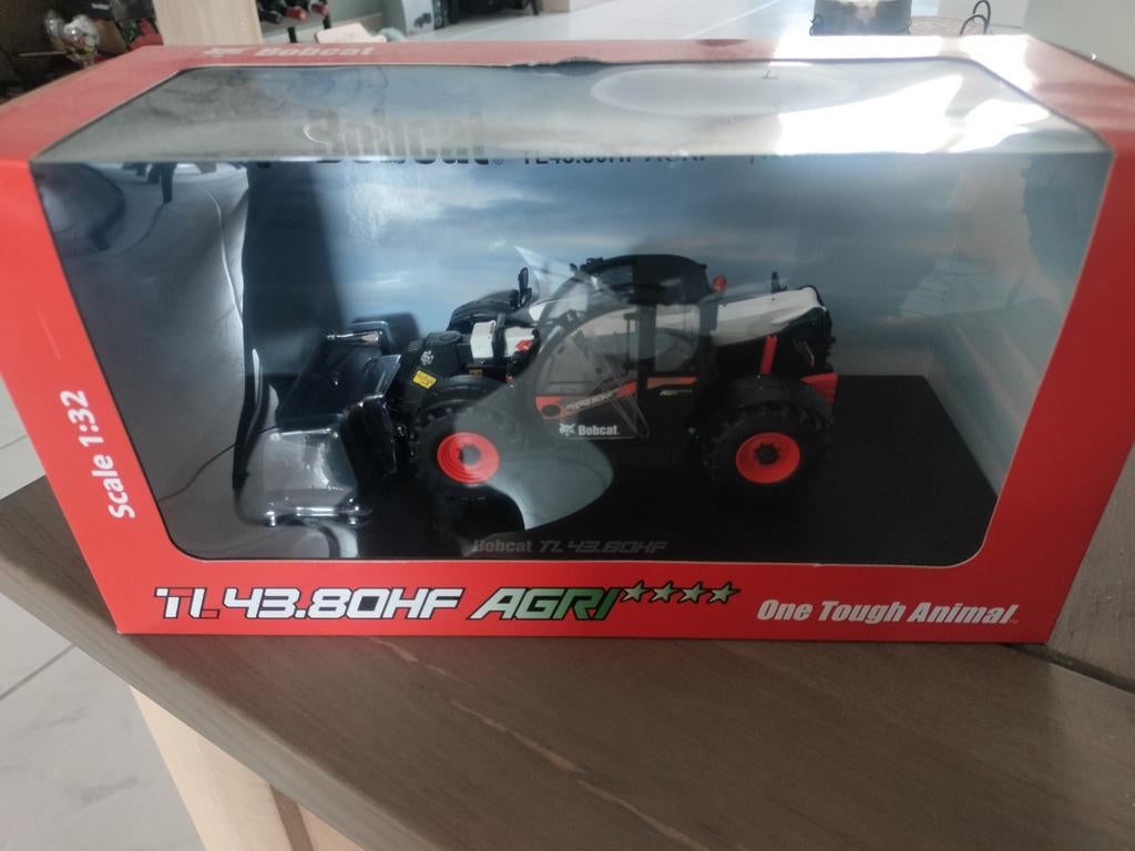 Bobcat TL43.80HF Agri schaalmodel 1:32 - Nieuw in doos, Ophalen of Verzenden, Nieuw, Tractor of Landbouw
