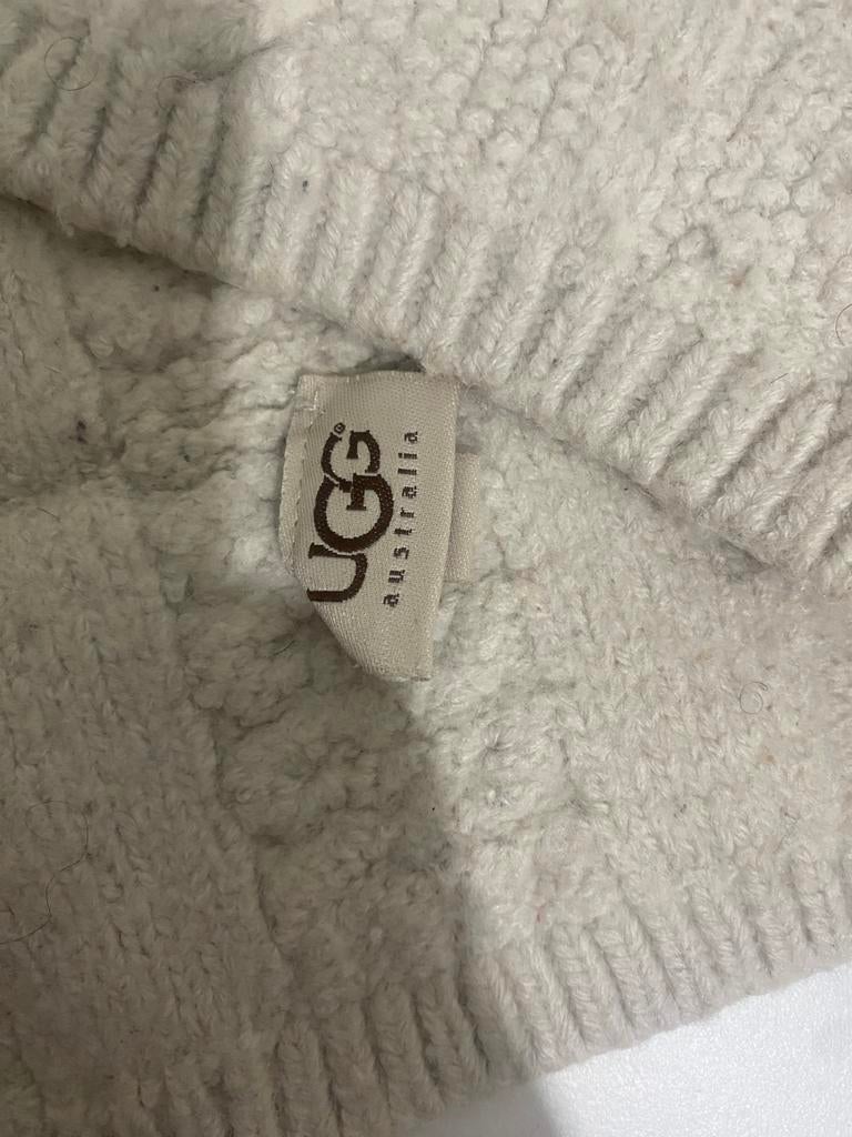 UGG Australia sjaal, Kleding | Dames, Ophalen of Verzenden, Gedragen, Sjaal