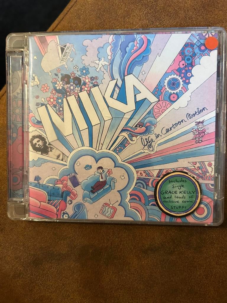 Mika - life in cartoon, Ophalen of Verzenden, Zo goed als nieuw