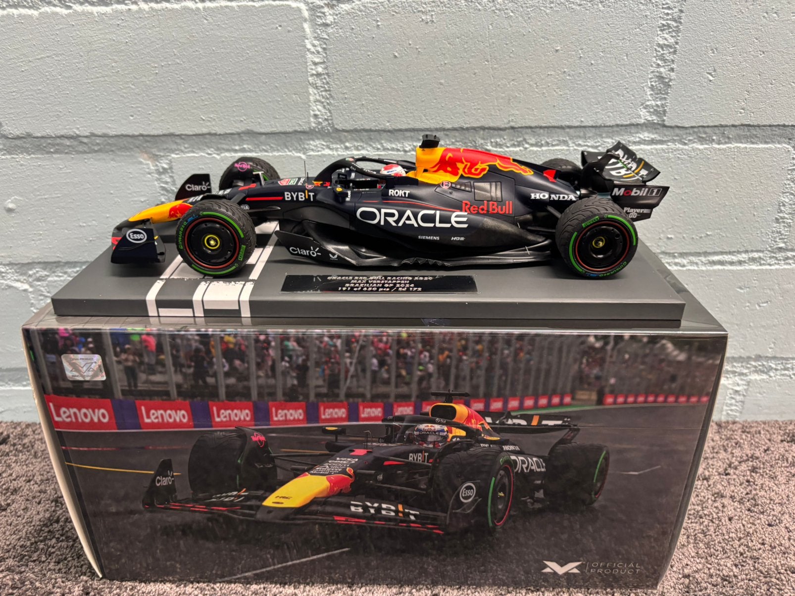 Max verstappen RB20 winner brazilie 2024 1:18 model, Verzamelen, Ophalen of Verzenden, Zo goed als nieuw, Formule 1