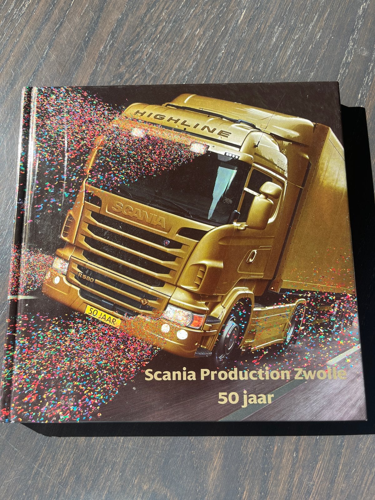 Scania Production Zwolle 50 jaar Jubileumboek, Boeken, Ophalen of Verzenden, Zo goed als nieuw