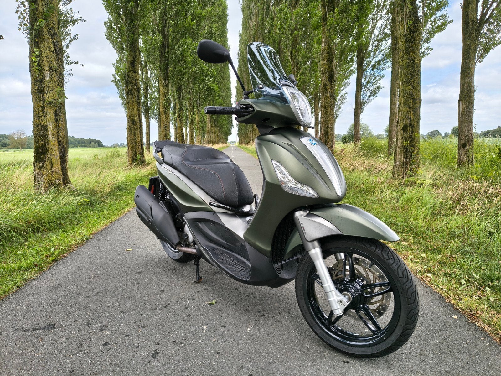 Piaggio Beverly 350 Sport Touring 2019 - Mooie staat!, Particulier, 350 cc