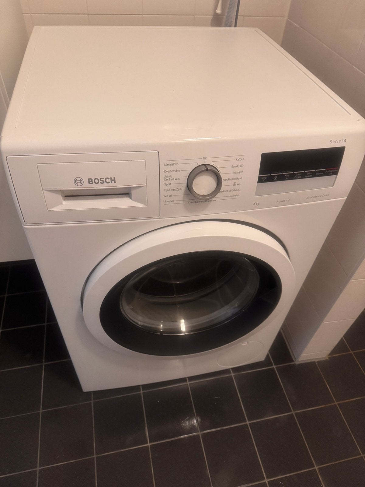 Bosch WAN28276NL Wasmachine, Ophalen, Zo goed als nieuw, 85 tot 90 cm, 1200 tot 1600 toeren