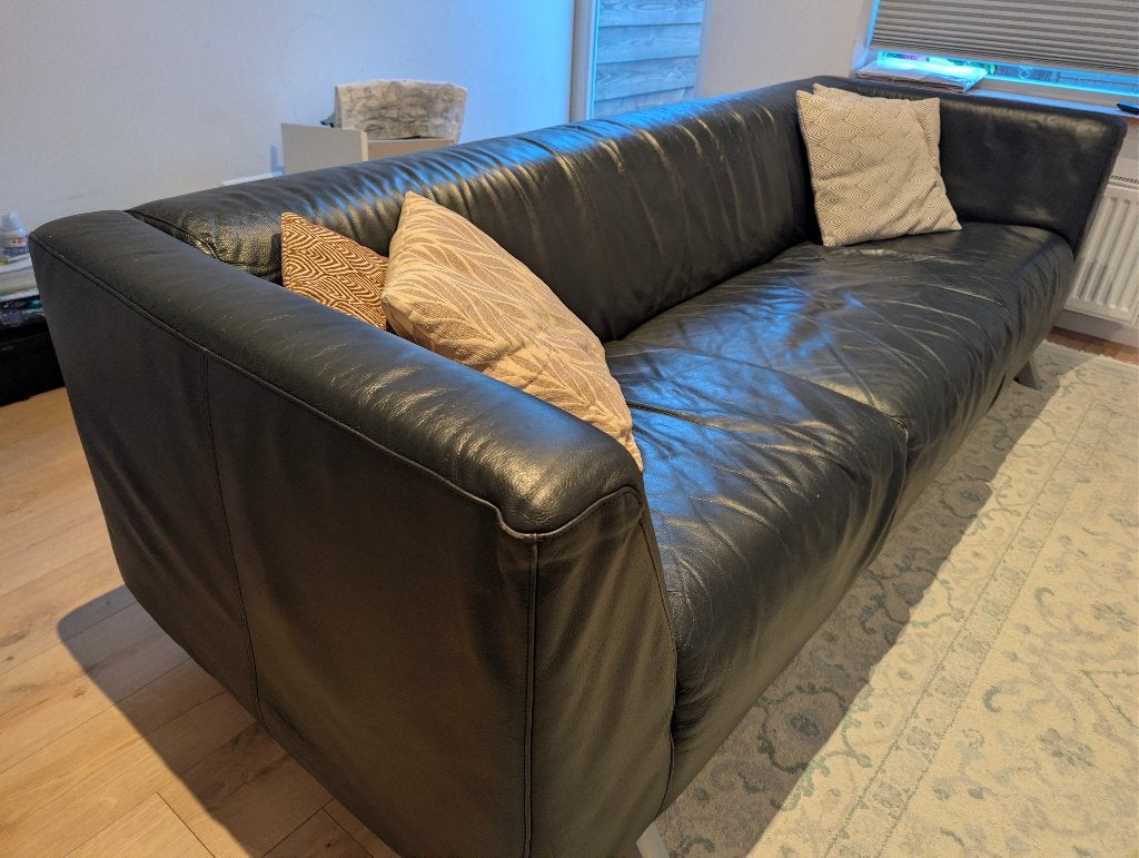 Gratis zwarte leren bank / 3-zits sofa — af te halen, Ophalen, Gebruikt, Driepersoons, 75 tot 100 cm