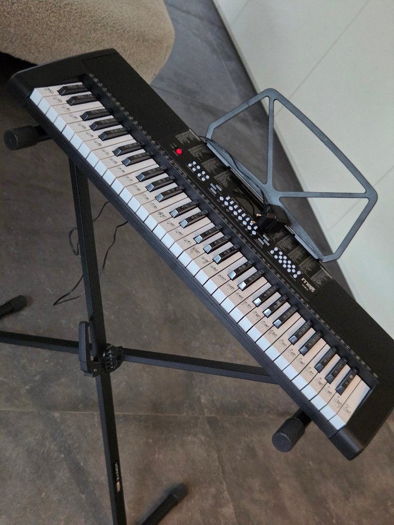 Keyboard max music kb4, 61 toetsen, Zo goed als nieuw, Met standaard, Ophalen