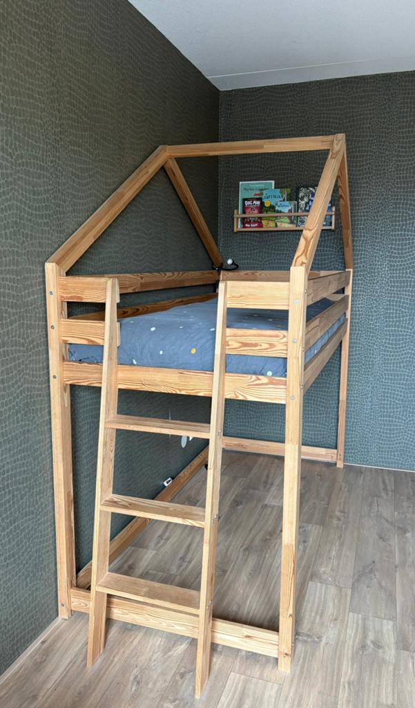 Halfhoogslaper - Bedhuisje - Petit Puk - Lofty, Kinderen en Baby's, Ophalen, Gebruikt, Halfhoogslaper