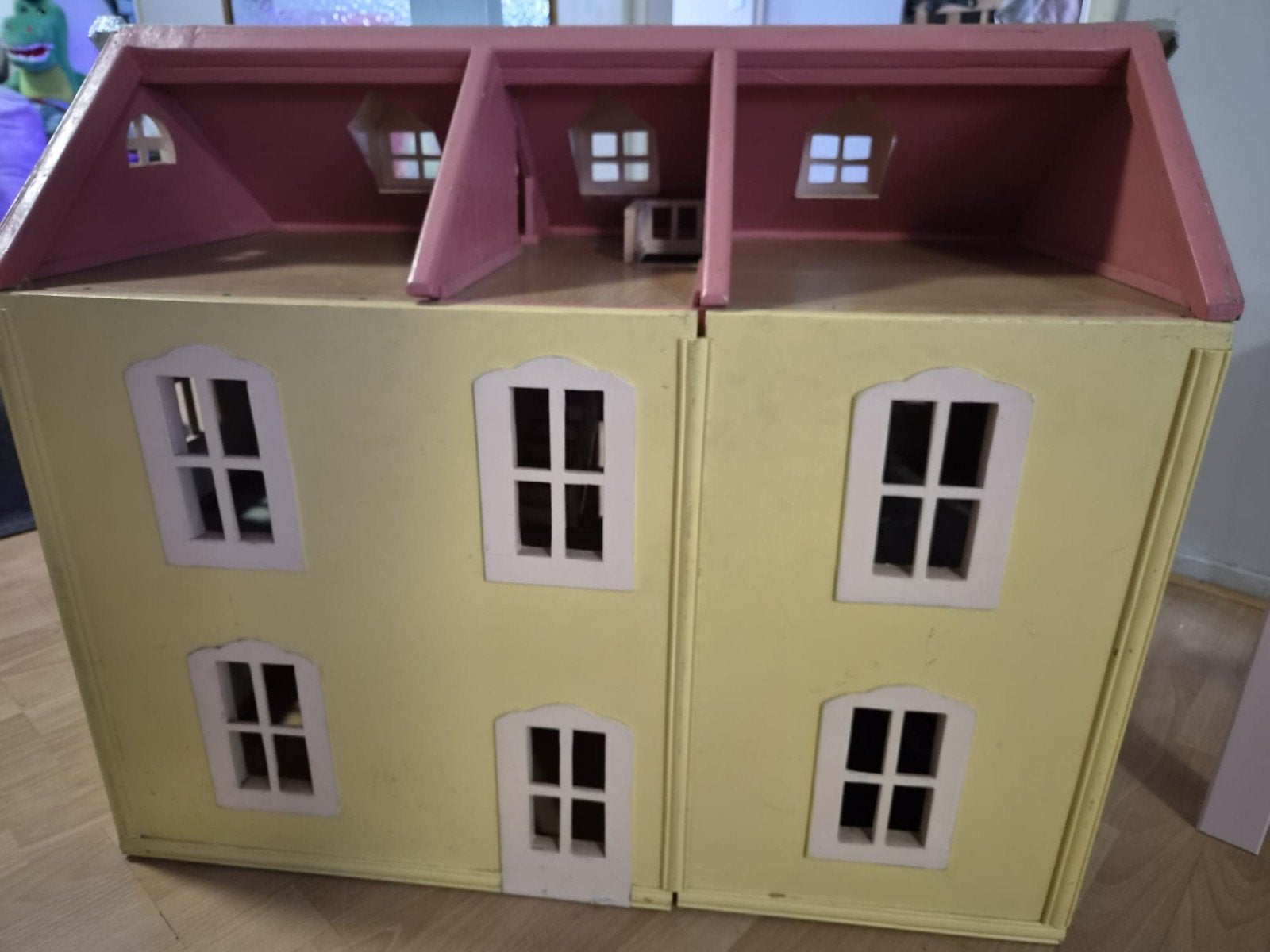Groot stevig houten poppenhuis zelfgemaakt, Ophalen, Gebruikt, Poppenhuis