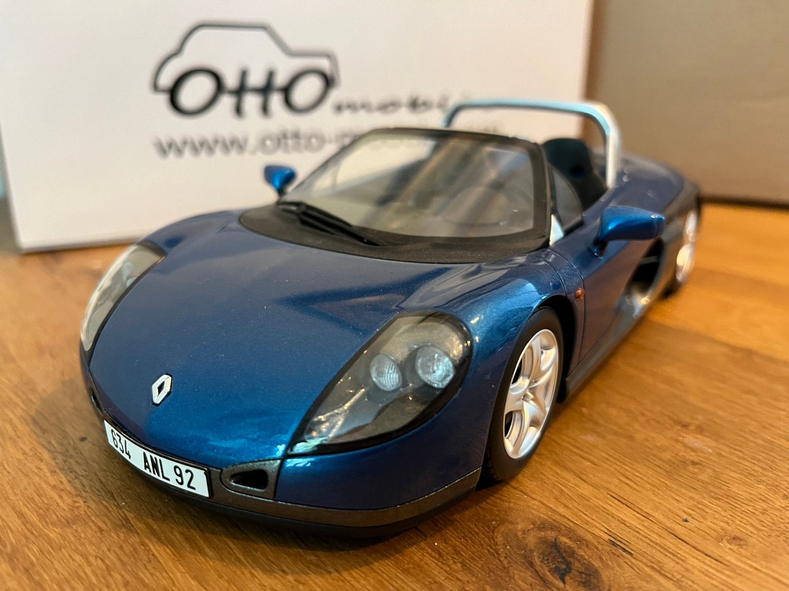 Renault Sport Spider | voorruit | blauw | Ottomobile OT748, Ophalen of Verzenden, Zo goed als nieuw, Auto, OttOMobile