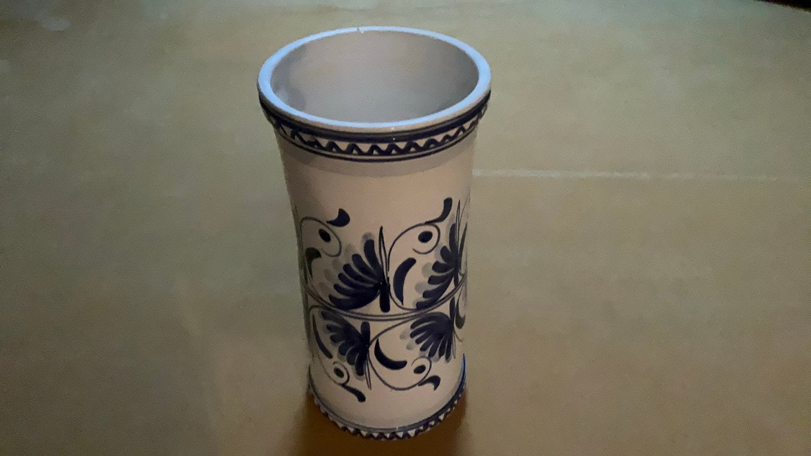 Handgeschilderde keramische paraplubak met blauw decor, Huis en Inrichting, Ophalen, Nieuw