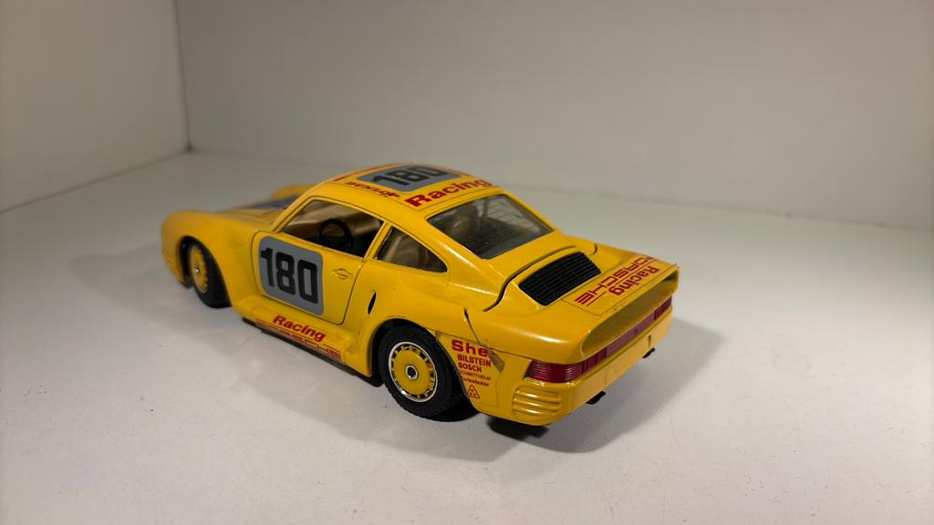 Porsche 959 Bburago 1.24, Ophalen of Verzenden, Bburago, A, A