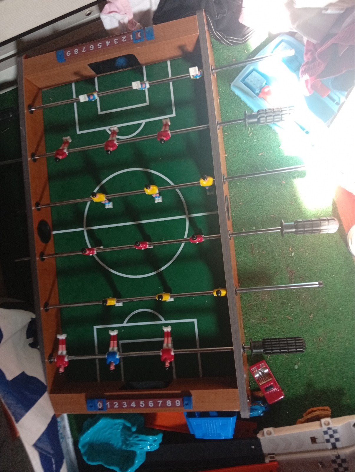Tafelvoetbalspel voor urenlang speelplezier, Ophalen, Gebruikt