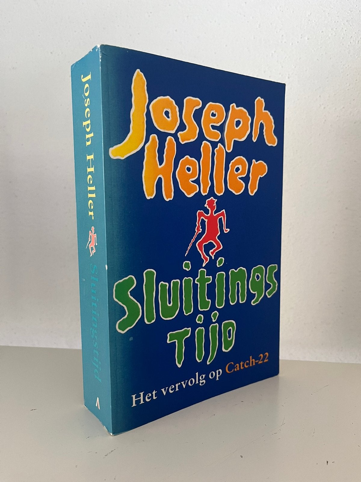 Sluitingstijd - Joseph Heller - vervolg op Catch 22, Ophalen of Verzenden, Zo goed als nieuw